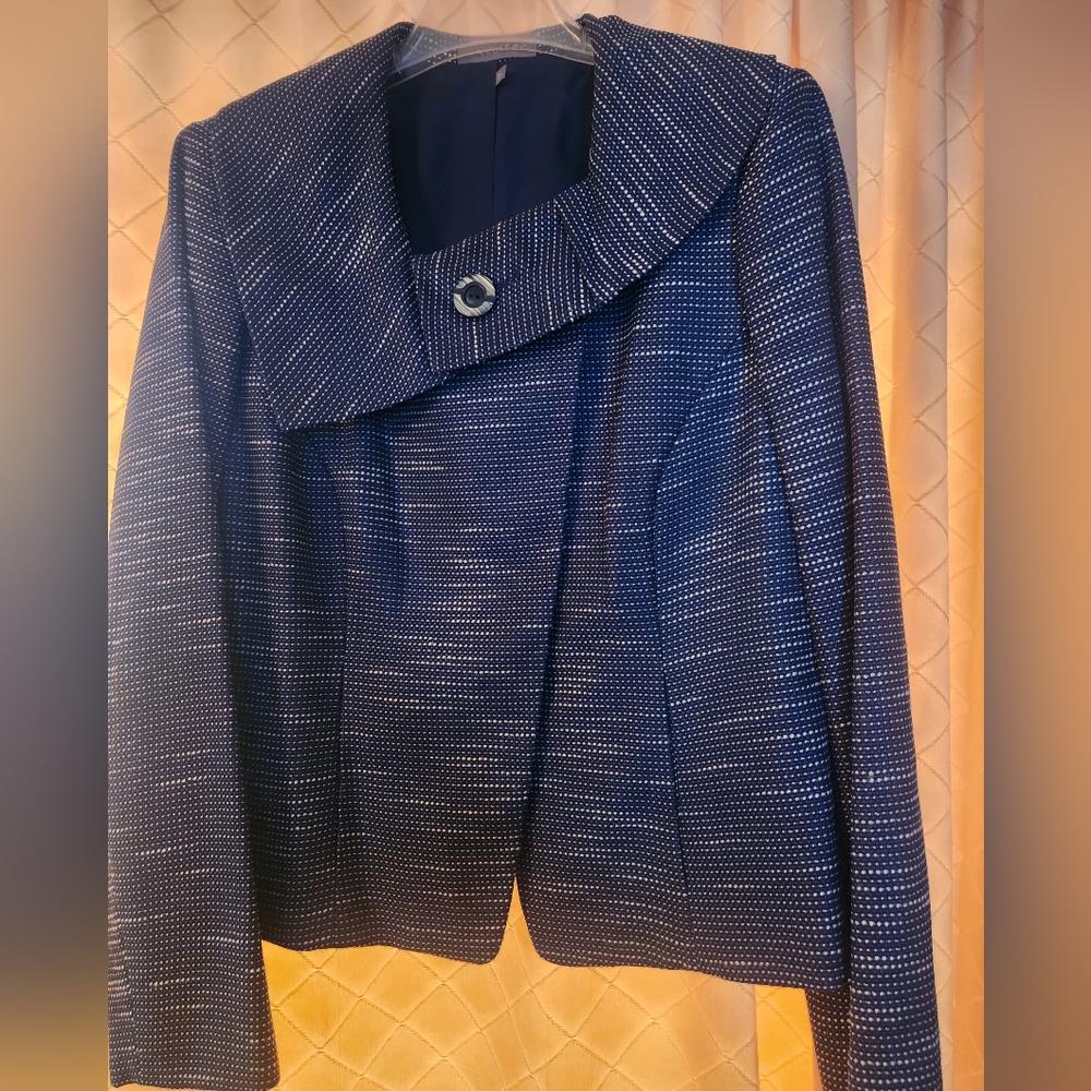 Atelier Asymmetrical Top